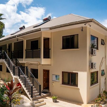 Kanasuk Self Catering Apartments Baie Lazare  Exterior photo